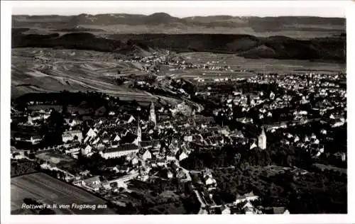 Ak Rottweil am Neckar, Stadtansicht von Rottweil am Neckar vom Flugzeug aus, Neckar, Türme, Fa...