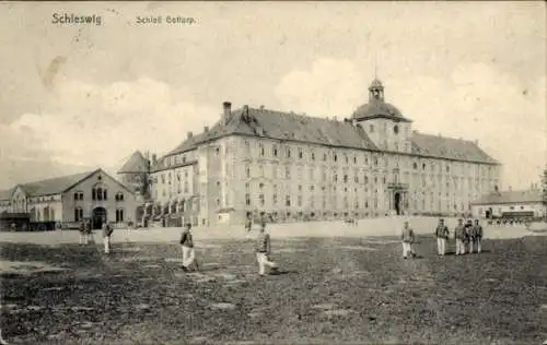 Ak Schleswig an der Schlei, Schloss Gottorf, Gottorp, Soldaten