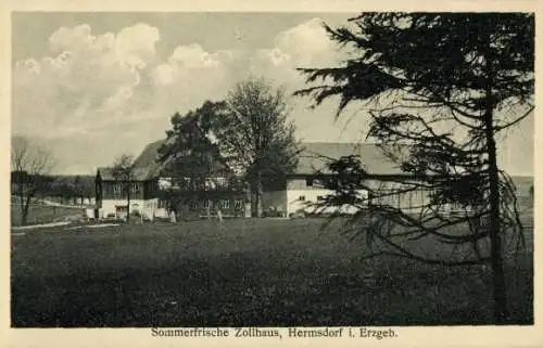 Ak Hermsdorf im Erzgebirge, Sommerfrische Zollhaus, Blick zum Hofgelände