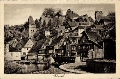 Ak Kronach, Straßenpartie mit Blick auf die Burg, Wohnhäuser