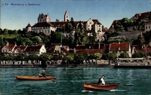 Ak Meersburg Bodenseekreis, Teilansicht der Stadt, Ruderboote auf dem See