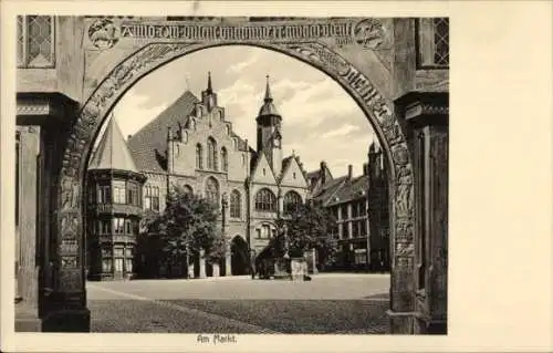 Ak Hildesheim in Niedersachsen, Am Markt, Blick durch Tor