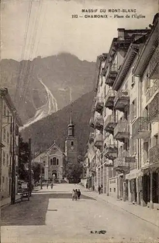 Ak Chamonix Mont Blanc Haute Savoie, Place de l'Eglise