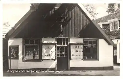 Ak Bergen Nordholland Niederlande, Haus bei Resting Hunter