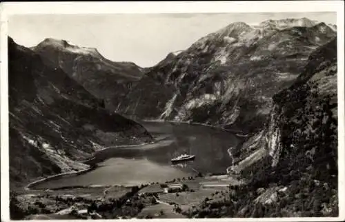 Ak Geirangerfjord Norwegen, Gesamtansicht, Schiff