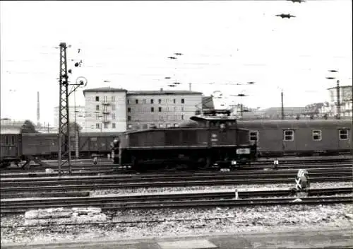 Foto Deutsche Eisenbahn, Lokomotive BR E60