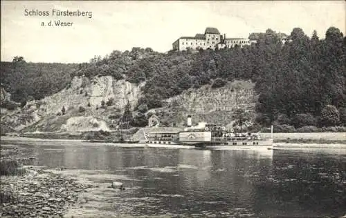 Ak Fürstenberg an der Weser, Weserpartie mit Blick auf das Schloss, Salondampfer