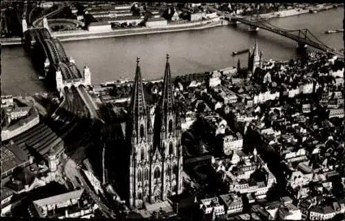 Ak Köln am Rhein, Luftbild, Dom, Brücken