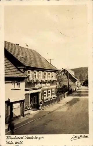 Ak Finsterbergen Friedrichroda Thüringen, Straßenpartie im Ort, Gasthof zum Anker, Bes. Kurt Hofmann