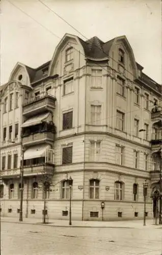 Foto Ak Magdeburg an der Elbe, Gebäude, Kreuzung, Straße