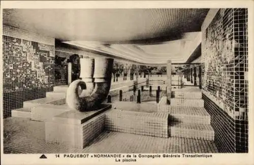 Ak Paquebot Normandie, CGT French Line, La Piscine