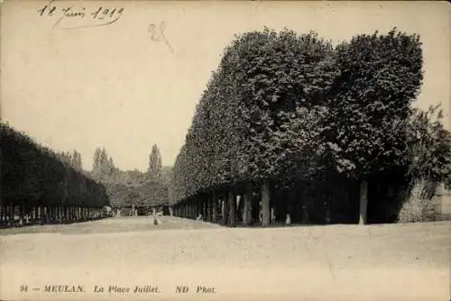 Ak Meulan en Yvelines, Place Juillet