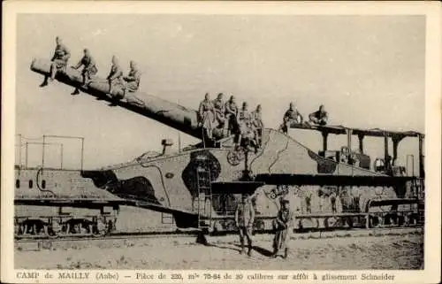 Ak Mailly le Camp Aube, Camp de Mailly, Eisenbahn-Artillerie, Geschütz auf Schienen, Schneider