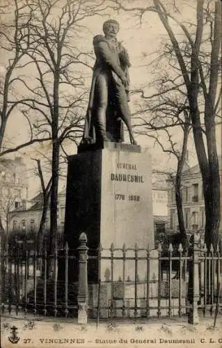 Ak Vincennes Val de Marne, Statue du General Daumesnil