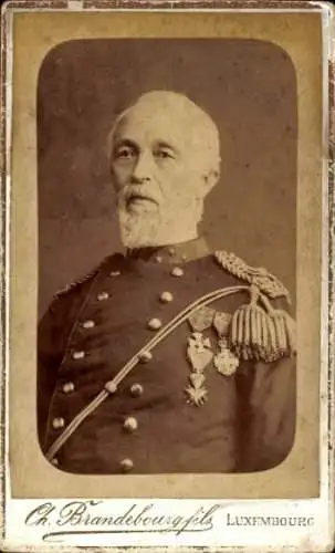 CdV Luxemburg, Mann in Uniform, Orden