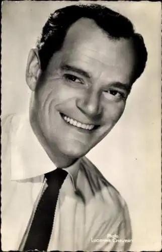 Ak Schauspieler Eddie Constantine, Portrait