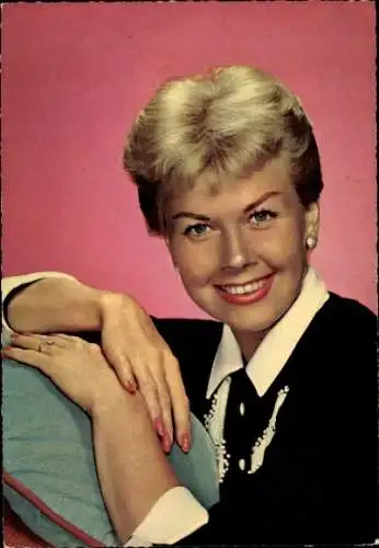 Ak Schauspielerin Doris Day, Portrait