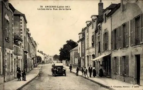 Ak Ancenis Loire-Atlantique, Le bas de la Rue de la Gare