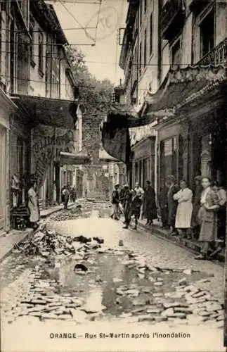 Ak Orange Vaucluse, Rue St-Martin après l'inondation