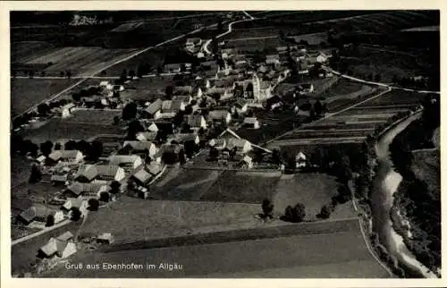 Ak Ebenhofen Biessenhofen im Ostallgäu, Gruß aus  ein schwarz-weiß Luftbild des Ortes