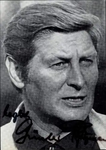 Ak Schauspieler Günther Pfitzmann, Was der Butler sah, Autogramm
