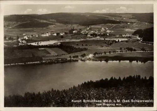 Ak Schluchsee im Schwarzwald, Kurort Schluchsee vom Flugzeug aus