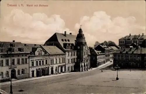 Ak Treuen im Vogtland, Markt mit Rathaus