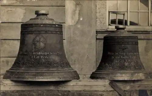 Ak Augustusburg im Erzgebirge, kleine Bronzeglocke