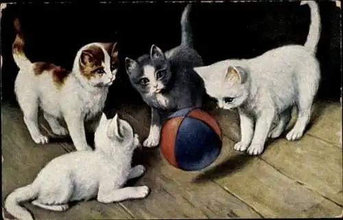 Künstler Ak Vier Hauskatzen spielen mit einem Ball