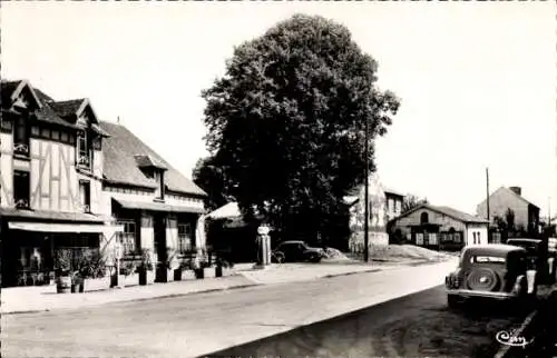 Ak Jossigny Seine-et-Marne, Straße nach Meaux, Autos, Fachwerkhaus