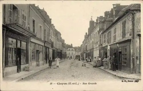 Ak Cloyes sur le Loir Eure et Loir, Rue Grande