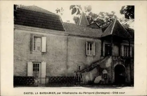 Ak Villefranche du Périgord Dordogne, Castel la Bardamier, Cote cour