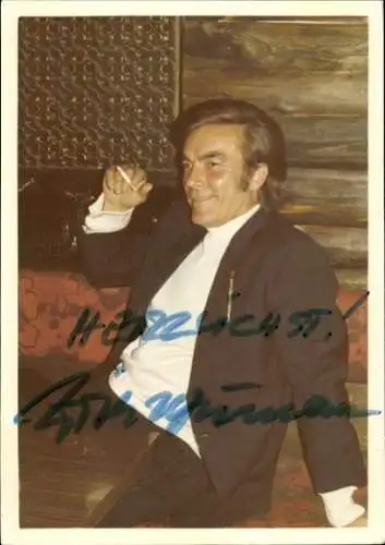 Ak Schauspieler Erik Schuman, Portrait mit Zigarette, Autogramm