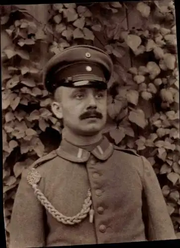 Foto Deutscher Soldat in Uniform, Unteroffizier Platte, Res. Ers. Inf. Regt. 1