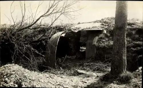 Foto Ervillers Pas de Calais, Englische Munitionsnische, I. WK