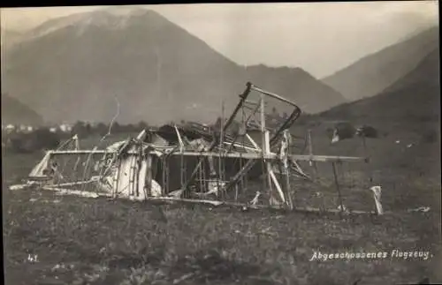 Foto abgeschossenes englisches Flugzeug, 1. WK