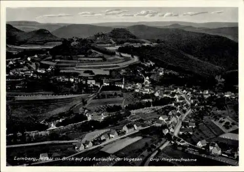 Ak Lemberg in der Pfalz, Fliegeraufnahme, Blick auf die Ausläufer der Vogesen