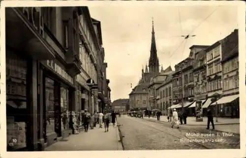 Foto Ak Mühlhausen Thüringen, Die Hindenburgstraße mit Geschäften