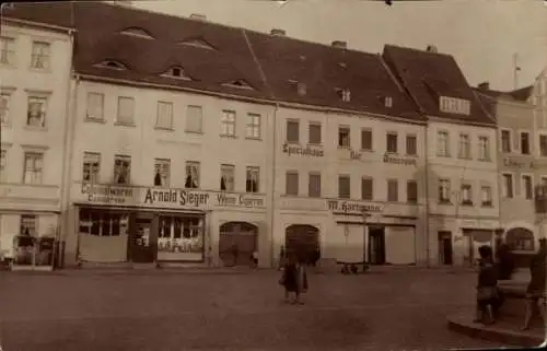 Foto Magdeburg an der Elbe, Platz, Geschäft von Arnold Sieger