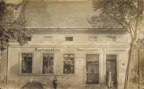 Foto Ak Magdeburg an der Elbe, Restauration, Materialwaren-Geschäft von G. Liessmann