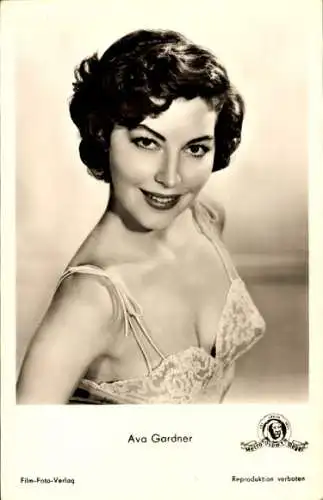 Ak Schauspielerin Ava Gardner, Portrait, Verwegene Gegner