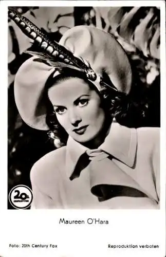 Ak Schauspielerin Maureen O'Hara, Portrait, Hut