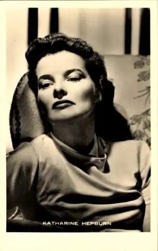 Ak Schauspielerin Katharine Hepburn, Portrait