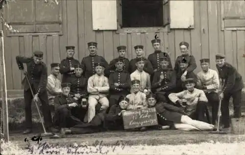 Foto Ak Weimar, Soldaten, Gruppenbild 1914, Infanterie-Regiment 224