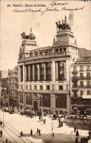 Ak Madrid, Banco de Bilbao, Bankgebäude, Verkehr, Restaurant