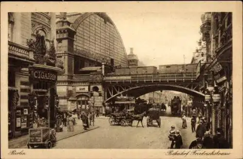 Ak Berlin Mitte, Friedrichstraße, Bahnhof Friedrichstraße, Cigarrengeschäft, Kutschen