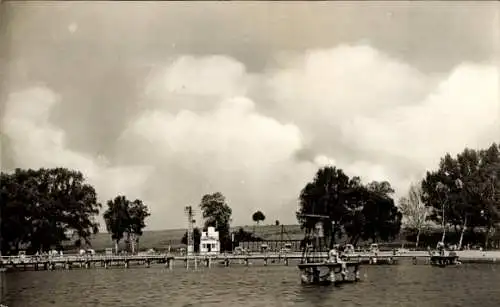 Ak Waren an der Müritz, Strandbad Kamerun, Steg, Sprungturm