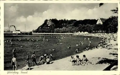 Ak Glücksburg an der Ostsee, Strand, Dampfer