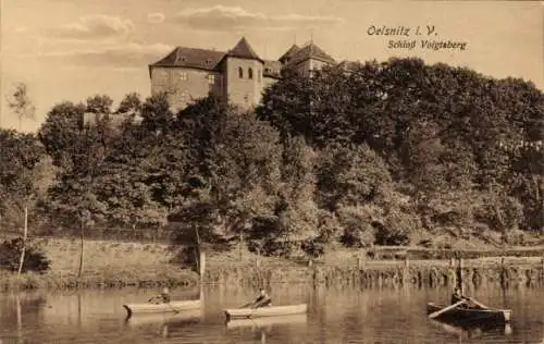 Ak Oelsnitz Vogtland, Blick auf das Schloss Voigtsberg, Ruderer, Gewässer