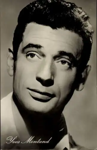 Ak Schauspieler Yves Montand, Die Hexen von Salem, Portrait, Defa Film